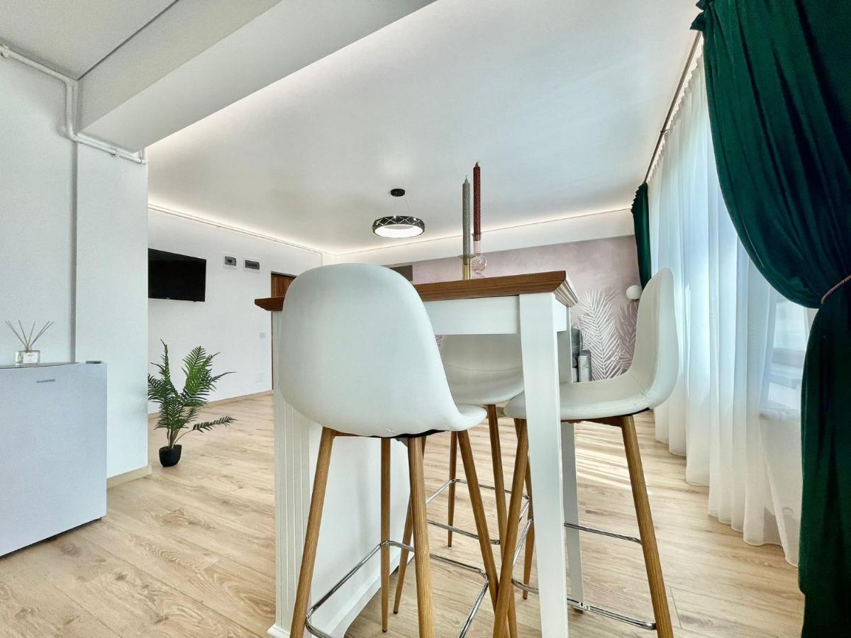 Residence Odaile #1 Otopeni Ngoại thất bức ảnh